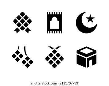 Einfache Set von Ramadan verwandten Vektorsoliden Symbolen. Enthält Symbole wie Gebet Rug, Mond und Stern, Kaaba und mehr.