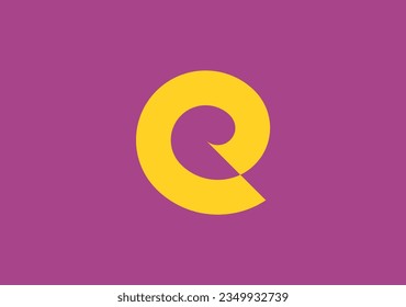 Sencillo, único y elegante logotipo en monograma que muestra la letra "e" con elegancia y encanto intemporal