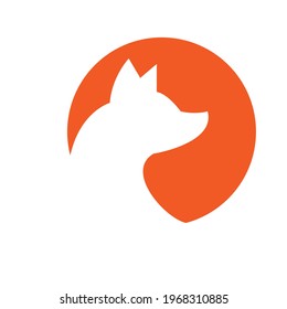 Simple vector illustration of fox head with orange background, great for logos and icons of nature animals, wild animal keepers, nocturnal animals