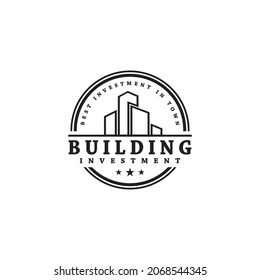 Simple vintage building, retro real estate label design, rustic hipster city skyline stamp logo