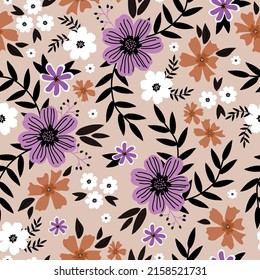 Patrón vintage simple. Flores blancas, lilas y marrones, hojas negras. Fondo beige. Impresión de moda para textiles, papel pintado y embalaje.