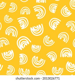 Sencillo flujo de arcos blancos, patrón de repetición sin fisuras. Papel de fondo de fondo amarillo colocado aleatoriamente, de la línea de arco vectorial por toda la superficie impresa.