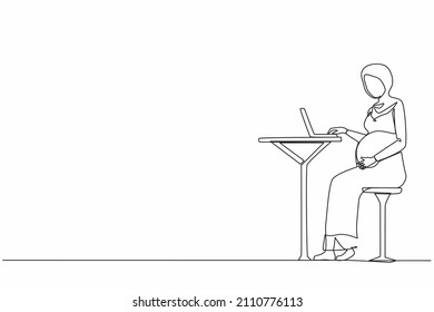 Single continuous line drawing Arab pregnant woman sitting in cafe and using laptop. Freelance work concept. Side view. Theme of working as freelancer during pregnancy. One line graphic design vector