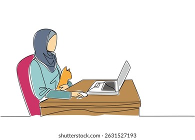 Uma única linha contínua desenhando uma mulher árabe sentada em uma cadeira digitando em um laptop e abraçando um gato. Trabalhe sério mesmo em casa. Dia Nacional Do Trabalho Em Casa. Ilustração de vetor de design de uma linha