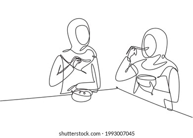 Single Continuous Line Drawing Arabian Mom And Daughter Having Cereal Meal Together Around Table. Enjoy Breakfast At Home. Tasty And Healthy Food. One Line Draw Graphic Design Vector Illustration