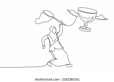 Single continuous line drawing Arabian businesswoman try to catching flying trophy with butterfly net. Losing victory competition. Failed the match. One line draw graphic design vector illustration