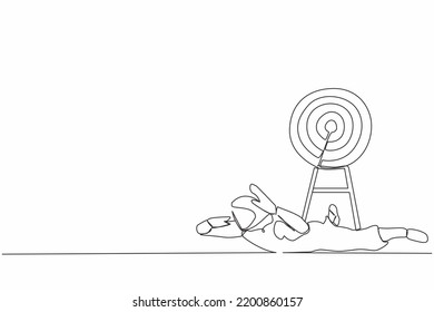 Single continuous line drawing Arabian businesswoman under heavy target burden. Effort and ambition to reach goal or target, challenge to win higher target. One line graphic design vector illustration