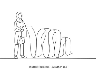 Single continuous line drawing Arabian businesswoman held long billing paper with both hands. Worry about spending a lot of money because of large number of bill. One line design vector illustration