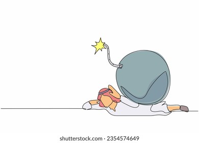 Single continuous line drawing Arabian businessman under heavy bomb burden. Office employee stress due to debt explosion. Financial crisis problem. Dynamic one line graphic design vector illustration