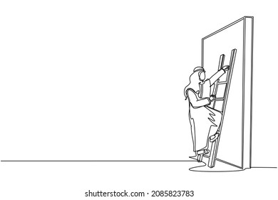 Una línea continua dibujando a un empresario árabe escalando la pared con una escalera. Metáfora de obstáculos de negocios. Símbolo de crecimiento profesional, búsqueda de solución creativa. vector de diseño gráfico de tracción de línea