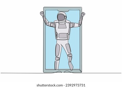 Un jugador de fútbol de una sola línea continua dibujando un astronauta celebrando un gol desde la pantalla del smartphone. Juego de fútbol en línea con aplicación móvil en vivo. Espacio profundo cosmonauta. Ilustración vectorial de diseño de una línea