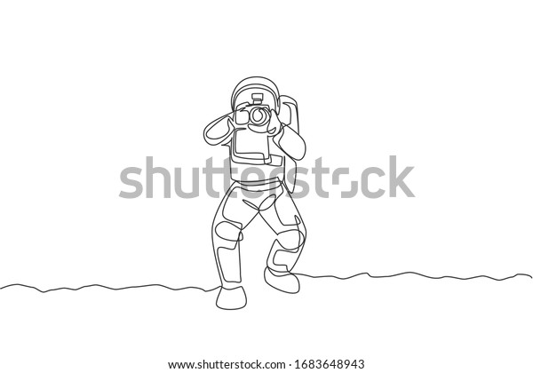 Single continuous line drawing astronaut doing\
photography with dslr camera in moon surface. Having fun in leisure\
time on outer space concept. Trendy one line draw design vector\
illustration graphic