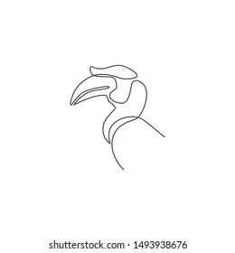 Single continuous line drawing of beauty great hornbill head for company logo identity. Big beak bird mascot concept for national zoo icon. Modern one line draw design vector graphic illustration