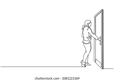 Single continuous line drawing businesswoman holding door knob. Entering room in office building. Girl holding door knob to open door and enter work space. Dynamic one line draw graphic design vector