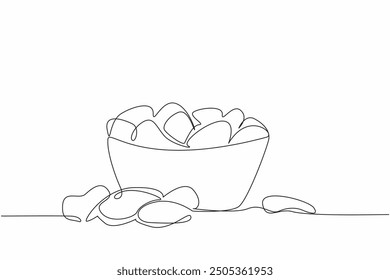 Una sola línea continua dibujando el bocadillo crujiente, sabroso y delicioso de papas fritas en un tazón de vidrio. Un plato para los ojos. Delectación. Día Nacional de las Patatas fritas. Ilustración vectorial de diseño de una línea