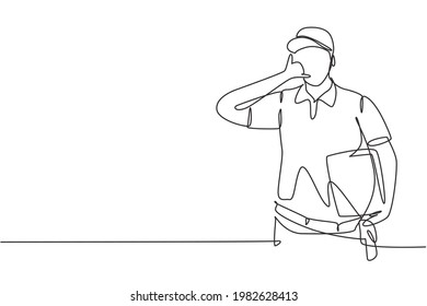 Single continuous line drawing deliveryman with call me gesture, carrying the package box to be delivered to customers with the best service. Dynamic one line draw graphic design vector illustration