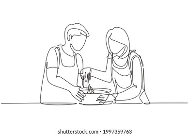 Single continuous line drawing happy romantic couple knead cake dough using manual hand mixer. Enjoying kneading cake dough together at home. Dynamic one line draw graphic design vector illustration