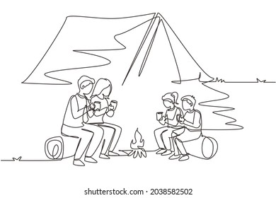 Single Continuous Line Drawing Happy Family Camping With Campfire At Night. Drinking Tea Sitting On Logs In Forest. Father, Mother And Children Hiking Concept. One Line Draw Design Vector Illustration