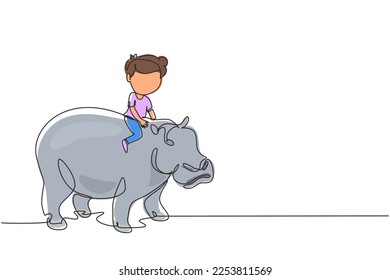 Una línea continua dibujando feliz niño montando hipopótamo. Niño sentado en un hipopótamo en el zoo. Niños aprendiendo a montar hipopótamo. ilustración vectorial de diseño gráfico de una línea dinámica