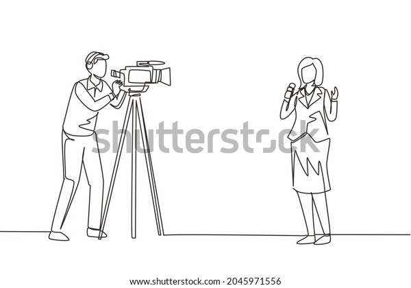 Single Continuous Line Drawing Journalist Woman Stock Vector (Royalty ...