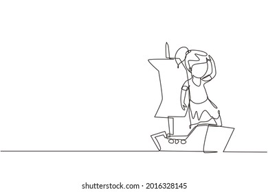 Single continuous line drawing little girl playing sailor with boat made of cardboard box. Creative kid character playing ship made of cardboard boxes. One line draw graphic design vector illustration