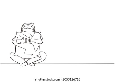 Single continuous line drawing little boy holding pillow ready to sleep. Happy child wearing pajamas going to bed. He has a good night and sweet dream. One line draw graphic design vector illustration