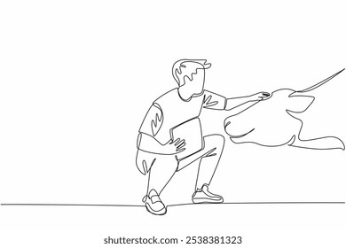 Línea continua única que dibuja la rodilla del granjero masculino con el Portapapeles y acariciando la cabeza de la vaca. Notas semanales del informe. Peso ideal del ganado. Día Nacional de los Animales de Granja. Ilustración vectorial de diseño de una línea