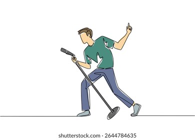 Uma linha contínua desenhando um homem com roupas casuais cantando enquanto segura um microfone em pé e posando. A aparência perfeita do rockstar. Dia Nacional da Canção. Ilustração de vetor de design de uma linha