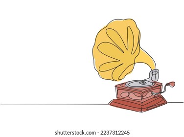 Single continuous line drawing of old retro analog vinyl gramophone with circle wooden desk. Classic vintage music player concept. Musical instrument one line draw design vector graphic illustration