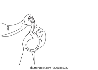 Single continuous line drawing parent hands holding newborn baby fingers. Close up mother’s hand holding their new born baby. Mother’s day concept. One line draw graphic design vector illustration