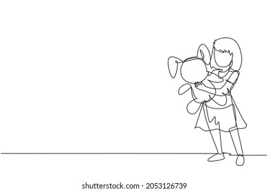 Single continuous line drawing portrait of smiling little girl hugging teddy bear at home. Childhood, toy. Little girl playing with teddy bear. Dynamic one line draw graphic design vector illustration