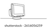 Single continuous line drawing of retro old classic personal computer processor unit. Vintage cpu with analog monitor and keyboard item concept, Continuous one line drawing of old calssic computer. 