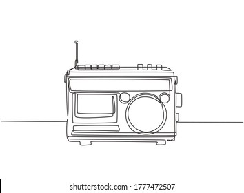 Single Continuous Line Drawing Of Retro Old Fashioned Analog Radio Tape. Classic Vintage Audio Technology Concept. Music Player One Line Draw Design Vector Illustration Graphic