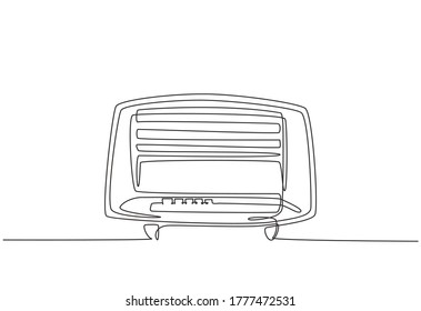 Single continuous line drawing of retro old fashioned analog radio. Classic vintage broadcaster technology concept. Trendy music player one graphic line draw design vector illustration