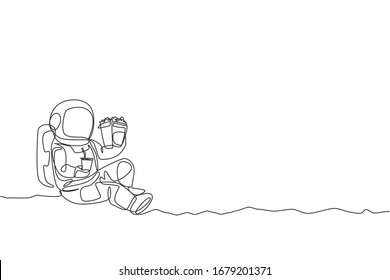 Single continuous line drawing of spaceman sitting relax on moon surface while eating french fries and drinking soft soda. Outer space life concept. Trendy one line draw design vector illustration