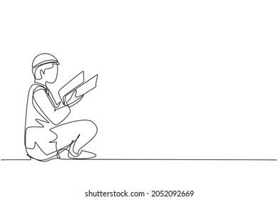 Single continuous line drawing teenage Arab man in traditional clothing sitting at floor, reading book. Enthusiastic reader for educational and hobby concept. One line draw design vector illustration
