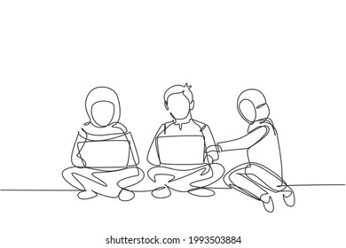 Single continuous line drawing three Arabian students studying with laptop and sitting on the floor together. Back to school, online education concept. One line draw graphic design vector illustration