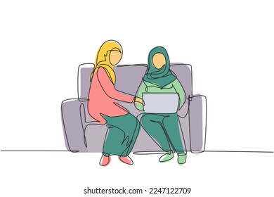 Single continuous line drawing two Arab woman with laptop sitting on sofa together. Freelance, distance learning, online courses, and studying. Dynamic one line draw graphic design vector illustration