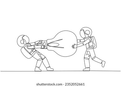 Single continuous line drawing two angry astronaut fighting over lightbulb. Both of them differed, feeling most right. Emotional astronaut. Versus. Rival. Cosmic. One line design vector illustration