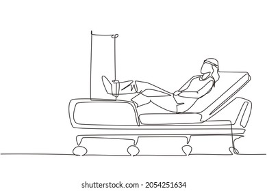 Single continuous line drawing woman patient with broken leg lying in hospital. Hospitalization of patient. Sick person is in bed. The leg is bandaged and fixed with cast. One line draw design vector