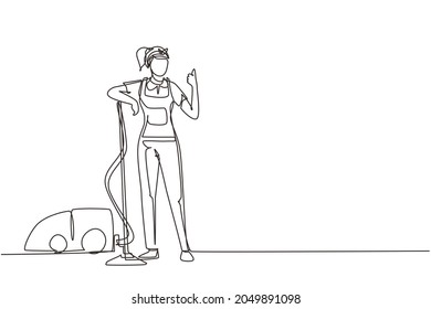 Trabajador de dibujo de línea continua único del servicio de limpieza. Mujer vestida de uniforme con aspiradora. Lavado, servicio de limpieza. Desinfección y limpieza de la ilustración vectorial de diseño de trazos de una línea