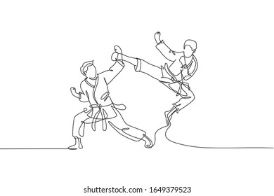 Single continuous line drawing of young confident karateka man in kimono practicing karate combat at dojo. Martial art sport training concept. Trendy one line draw design vector graphic illustration