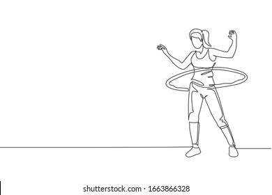 Single continuous line drawing of young sportive woman happy training with hula hoop in sport gymnasium club center. Fitness stretching concept. Trendy one line draw design vector illustration