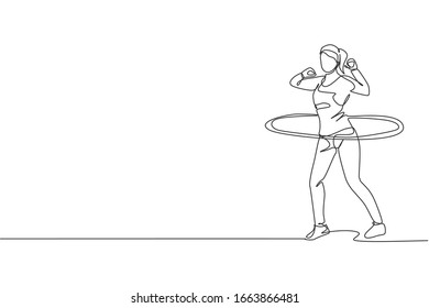 Single continuous line drawing of young sportive woman happy training with hula hoop in sport gymnasium club center. Fitness stretching concept. Trendy one line draw design graphic vector illustration