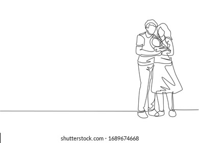 Single continuous line drawing of young happy mom and dad holding and hugging their baby together full of warmth. Happy family concept. Trendy one line draw design vector graphic illustration