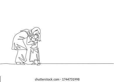 Single continuous line drawing of young Arabian mom hug daughter before go to school, happy parenting. Islamic muslim family care, motherhood concept. Trendy one line draw design vector illustration