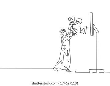 Eine einzige durchgehende Zeichnung der jungen Islamisten hilft ihrer Tochter dabei, einen Ball in Basketballkorb zu heben. Arabian muslim glückliche Familie Vaterschaft Konzept. Trendy One Line Zeichnen Design Vektor Illustration