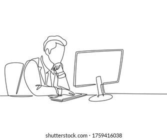 Single continuous line drawing of young male manager sitting on his chair and thinking seriously watching the computer screen. Business analyze concept one line drawing design vector graphic illustration