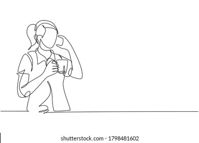 Single continuous line drawing of young female employee calling her partner on the phone while holding a cup of coffee drink. Drinking tea concept one line draw graphic design vector illustration