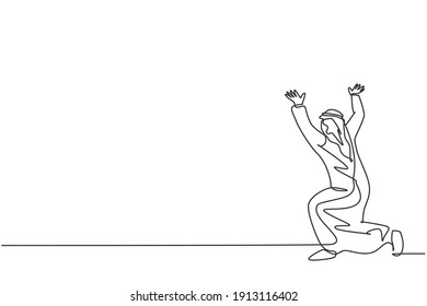 Single continuous line drawing of young Arabian businessman pose kneeling hold gesture, lifting object. Professional worker. Minimalism concept dynamic one line draw graphic design vector illustration